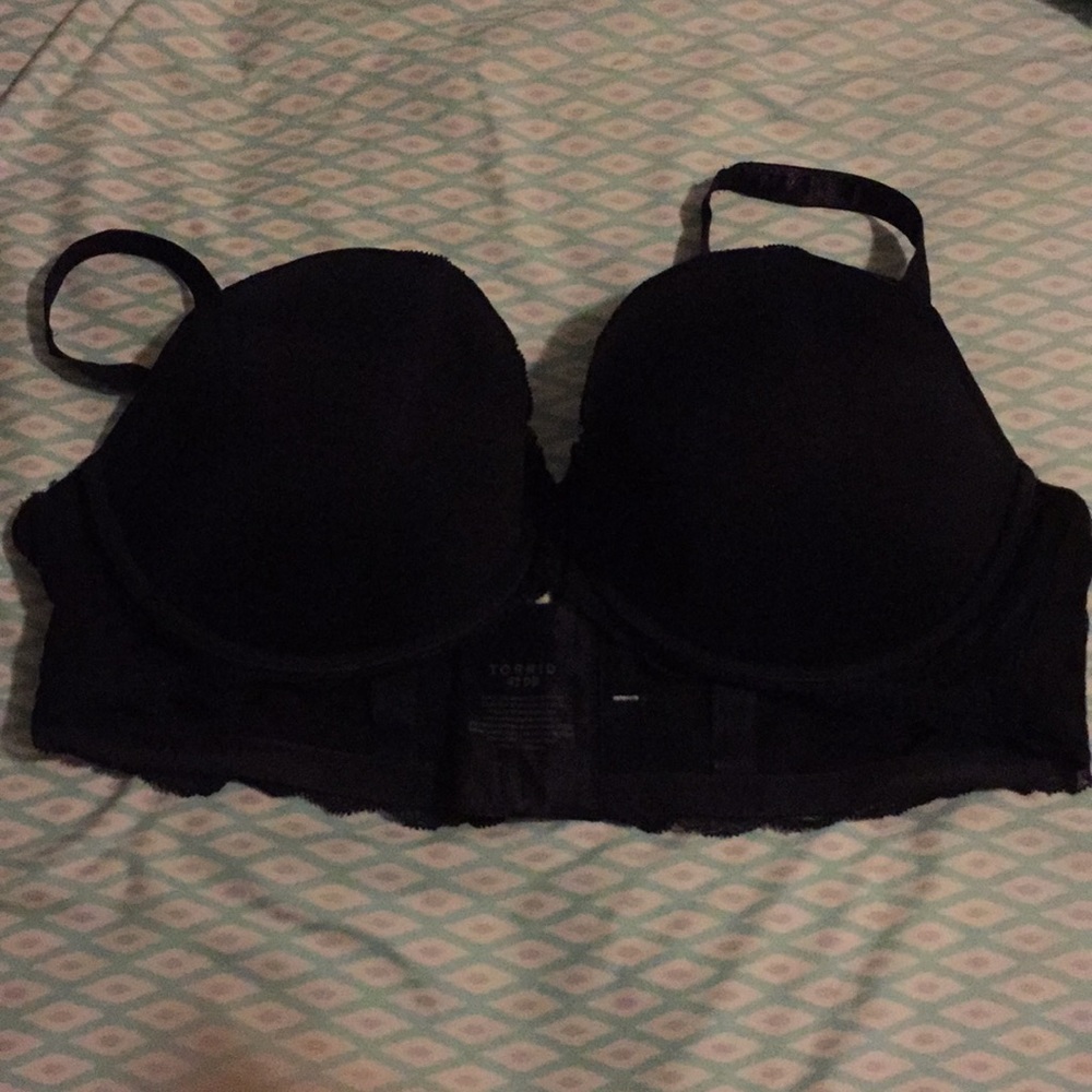 Black with lace Torrid Bra 42DD